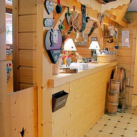 Le Roitelet 2* Châtel